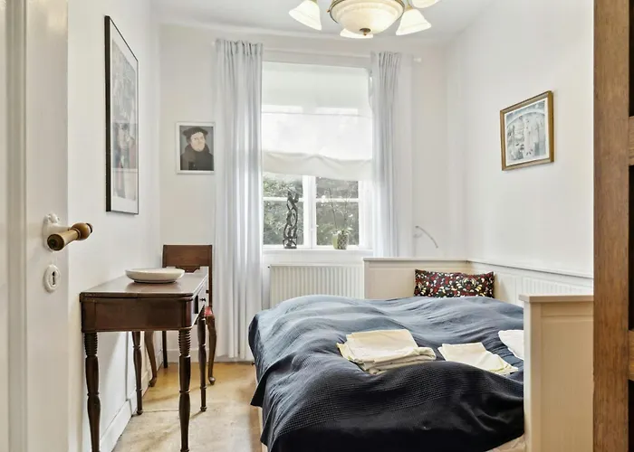 Vakantiehuis Nostalgic Atmosphere At The Old Parsonage On Lyo Fåborg