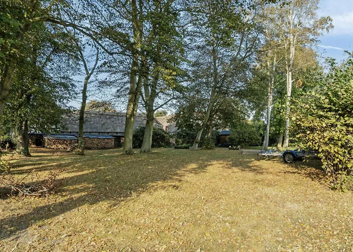 Hébergement de vacances Nostalgic Atmosphere At The Old Parsonage On Lyo